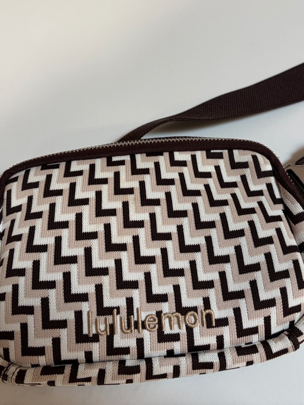 lululemon athletica Beige & Brown Geometric Belt Bag